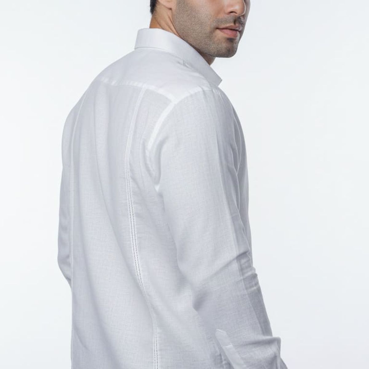 FRIXIO - Guayabera Frixio Hombre Blanca 100% Lino Bordado a Mano