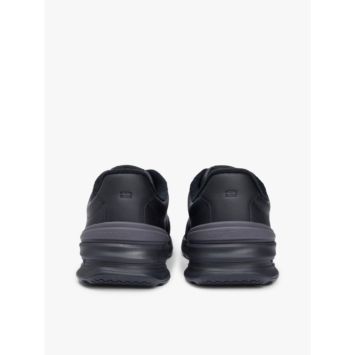 TOMMY HILFIGER - Tenis negro retro runner en mezcla de cuero Tommy Hilfiger.