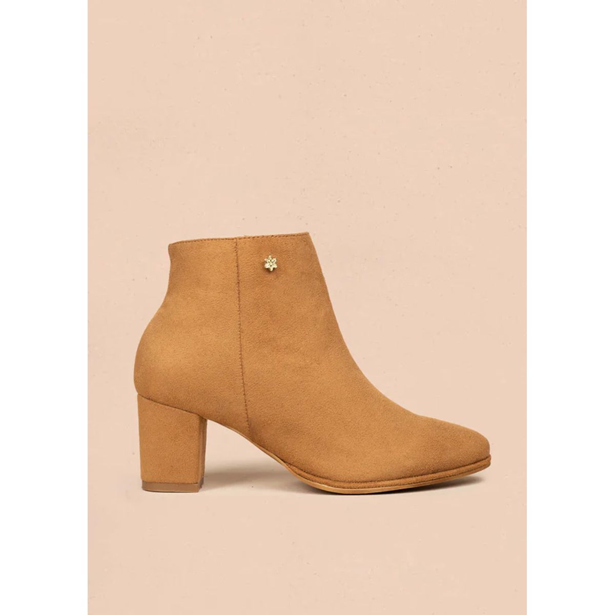 COSMOS - Botines color miel de gamuza sintética con cierre lateral 106435