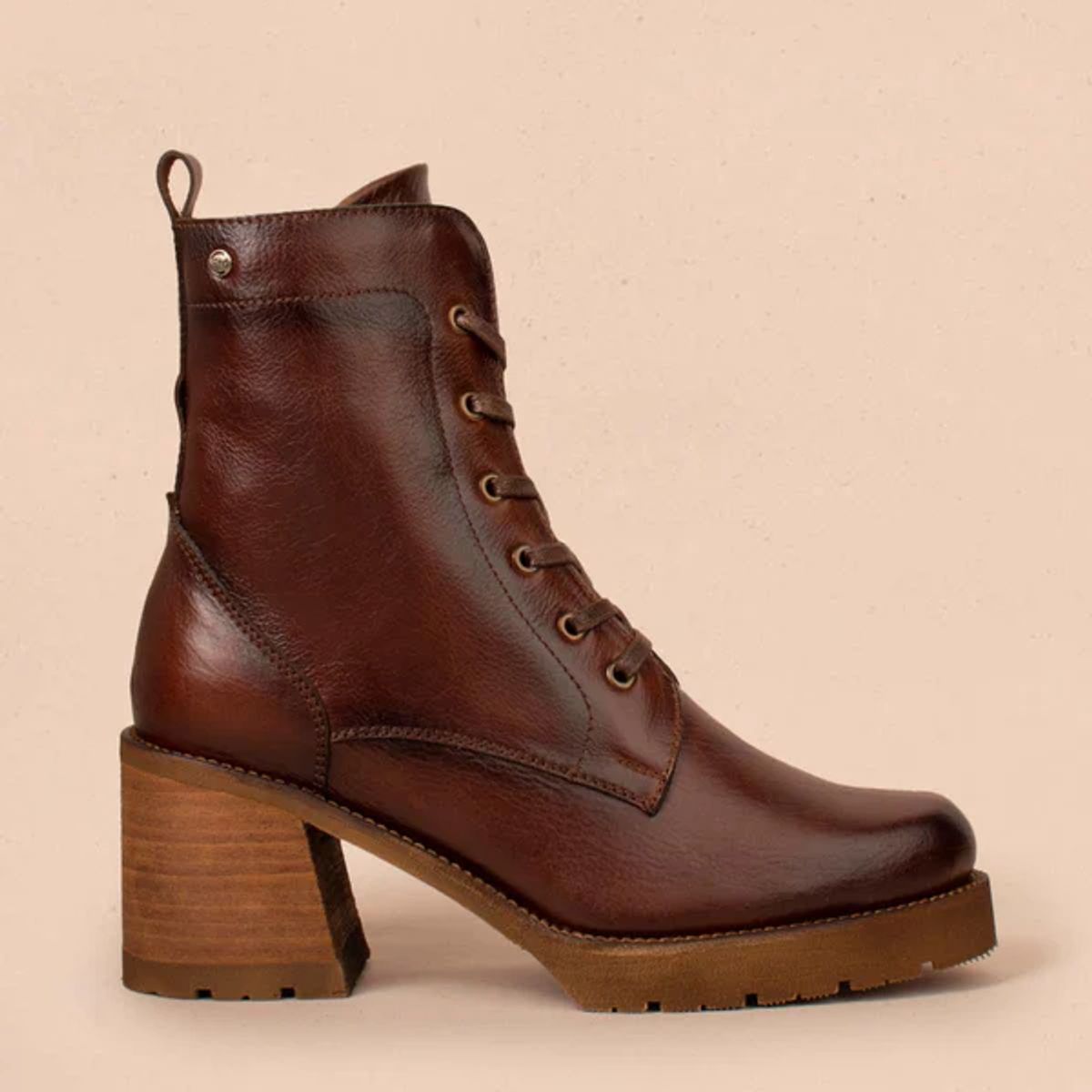 COSMOS - Botas en cuero color café 104898