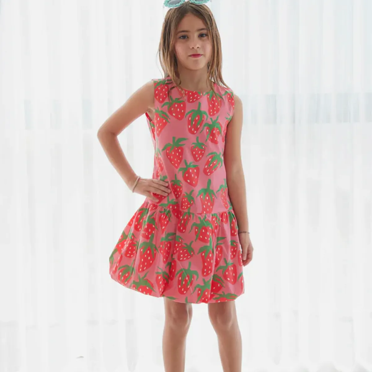 ABRIL FLORES MIL - Vestido Merengue de Fresas