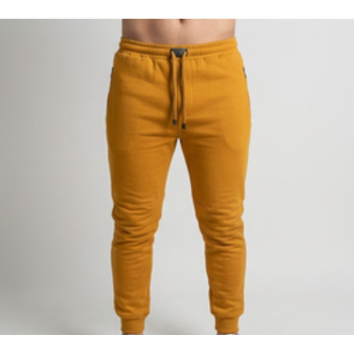 ADVANCE - Jogger Esencial Para Hombre  Color Mostaza