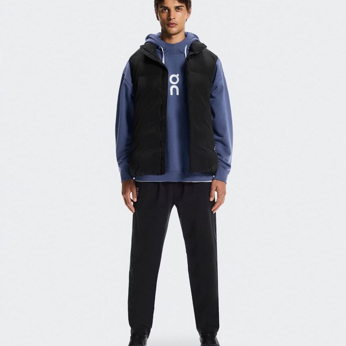 ON RUNNING - Chaleco allday puffer ON RUNNING Negro 1MF30360553BLK
