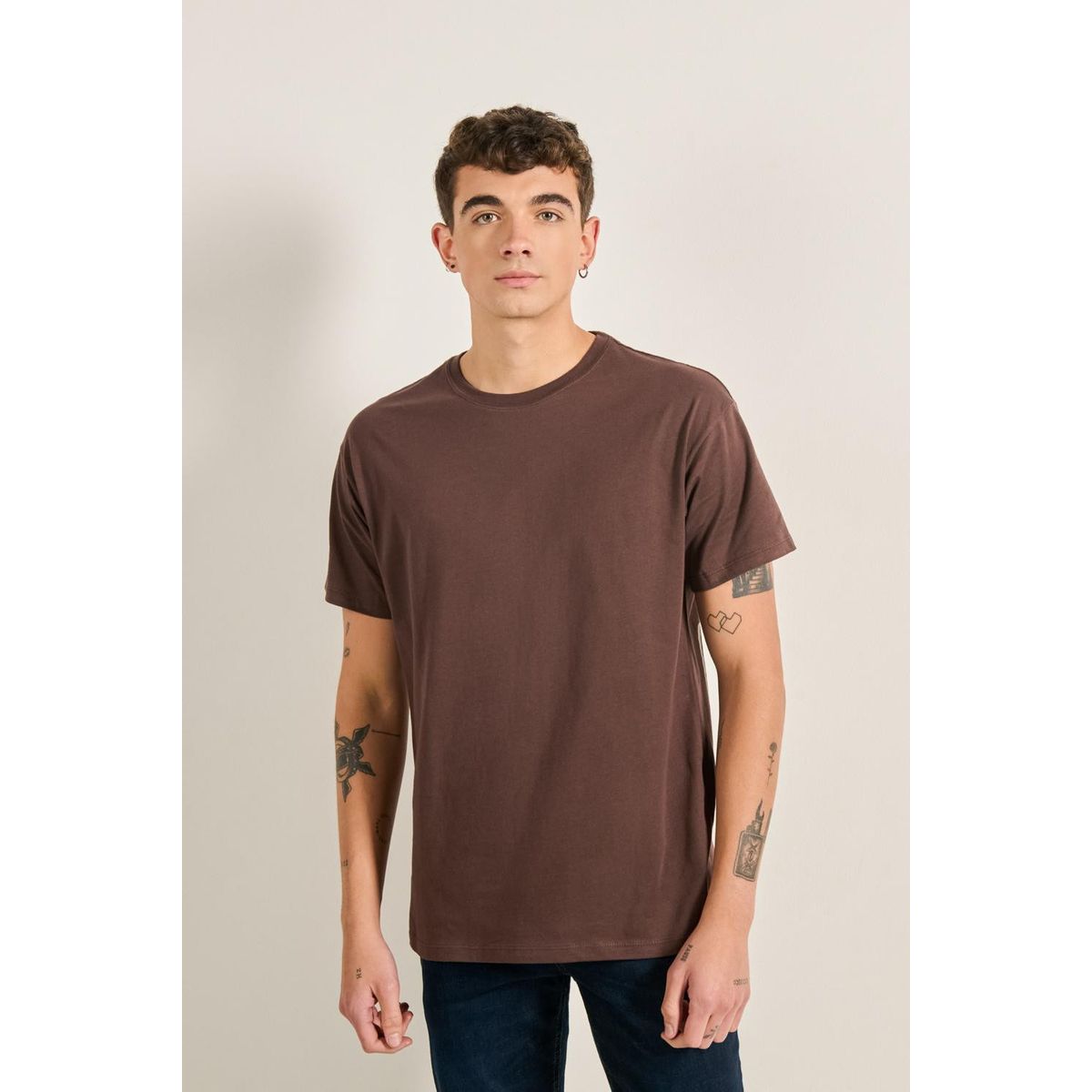 KOAJ - KOAJ Camiseta manga corta unicolor con texto en espalda Hombre