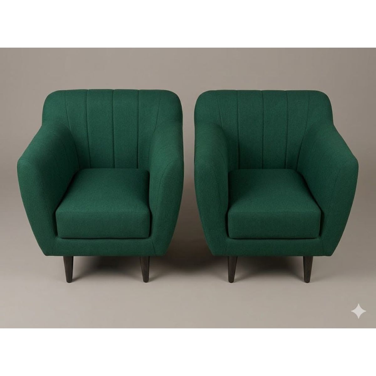 PLUMA HOME - Set de 2 Poltronas Oslo - Modernas  Color Verde con Patas de Madera