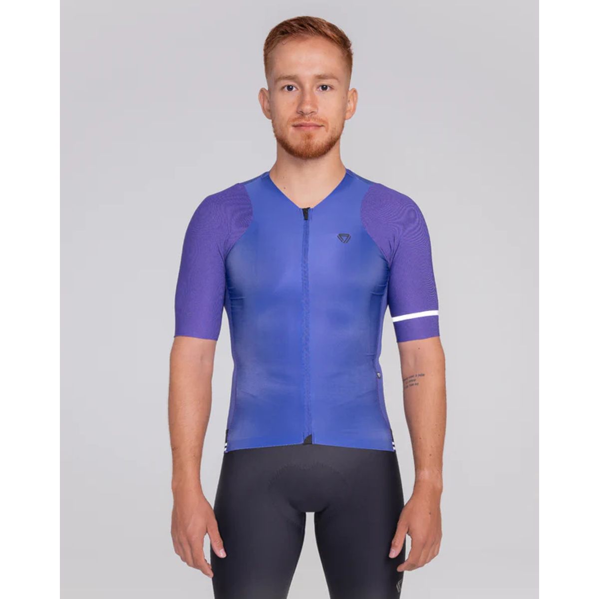 GW - Camiseta Manga Corta Essential Morado