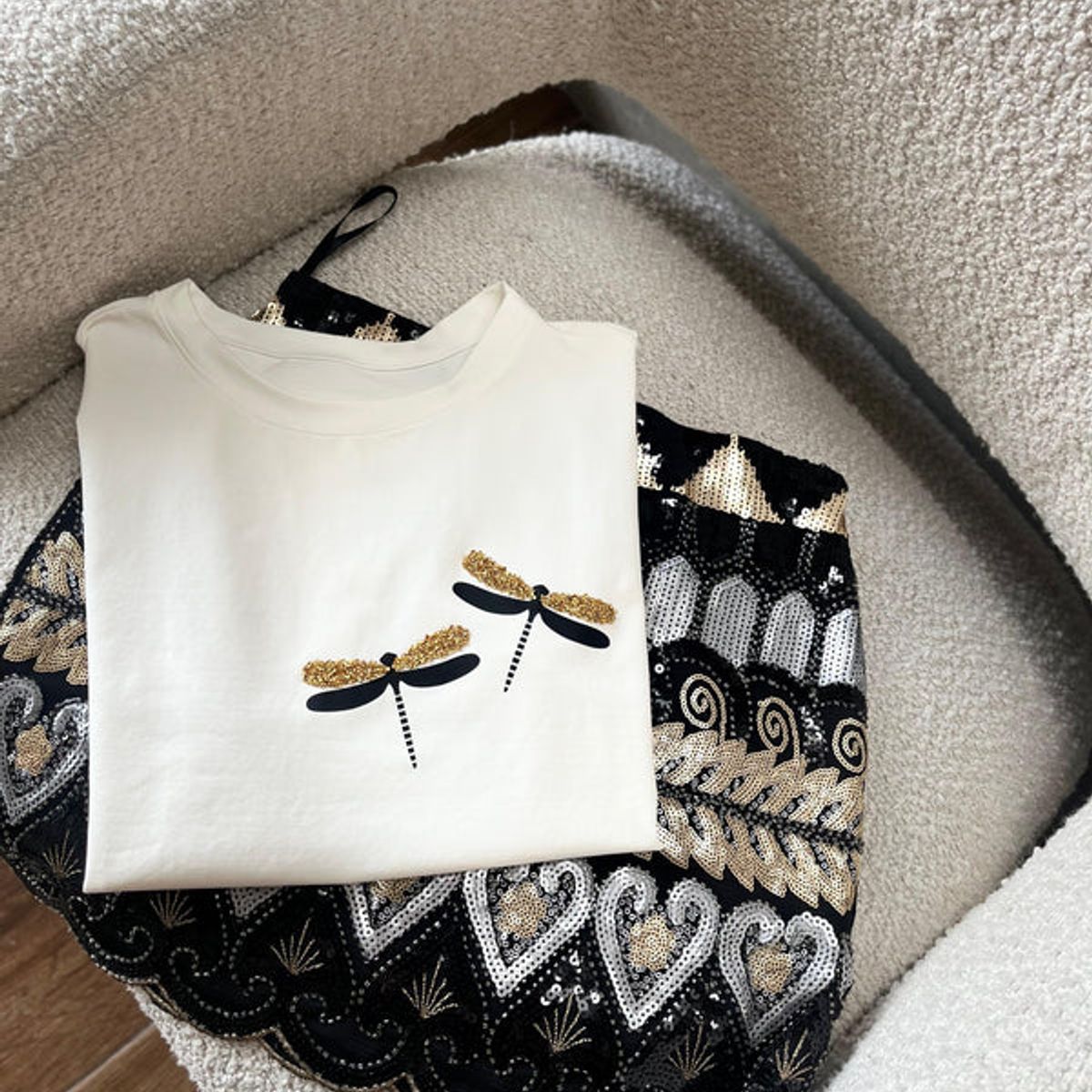 MANO SAGRADA - CAMISETA LIBELULAS
