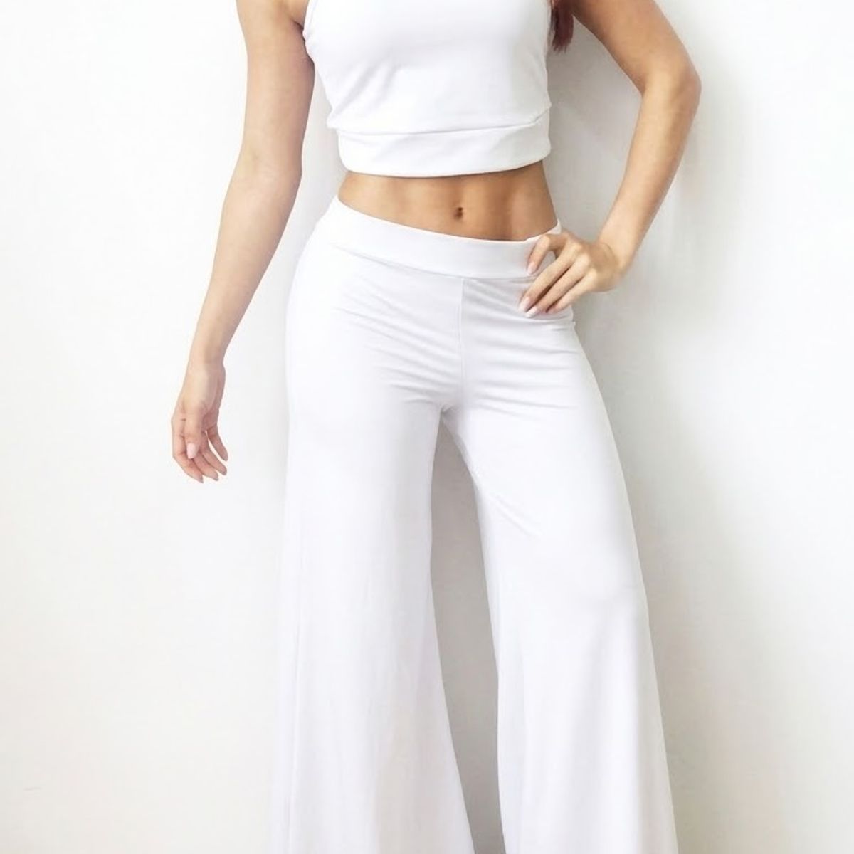 VIA7 - Pantalón Licrado Wide Leg - Talle Alto y Caída Fluida