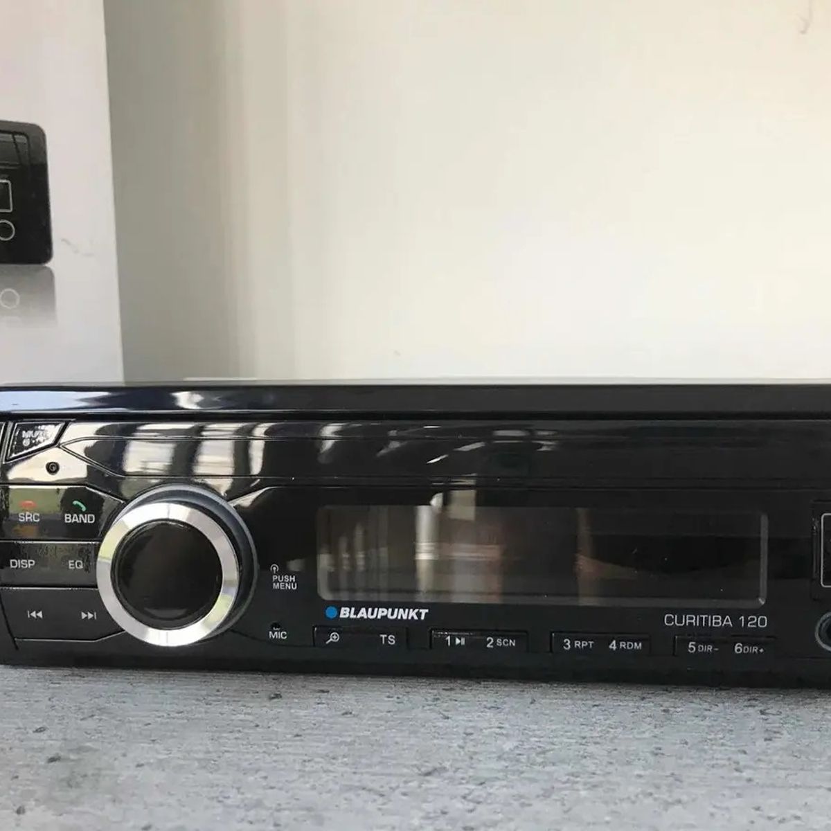 BLAUPUNKT - Radio Blaupunkt Curitiba 120 Auto USB Bluetooth Ecualizador Negro