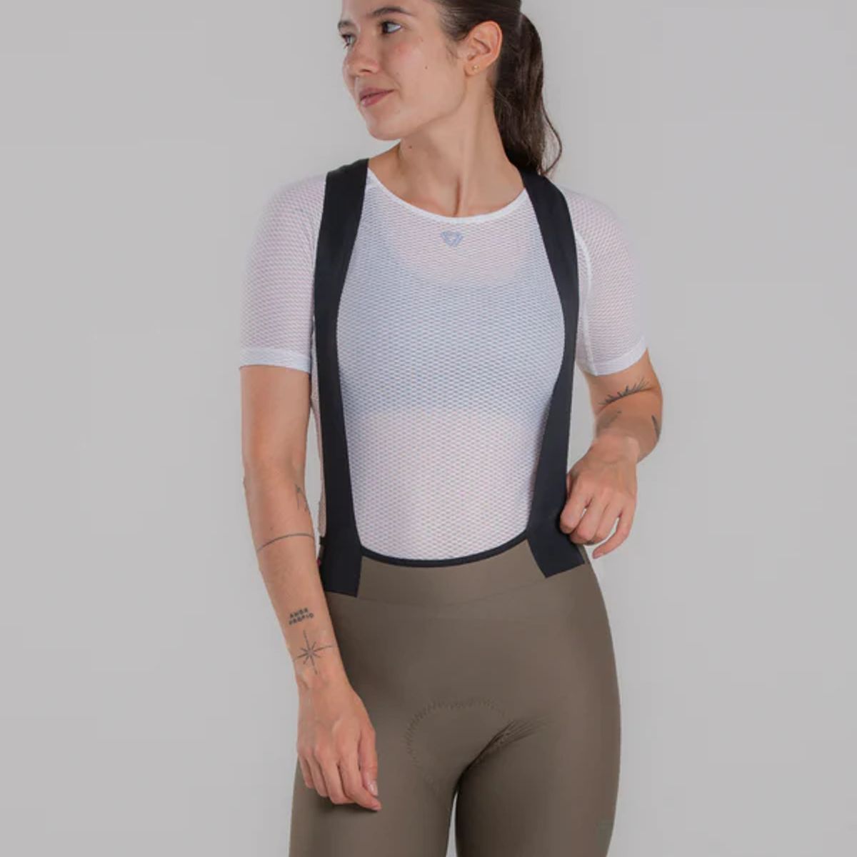 GW - Pantaloneta Blaze Con Cargaderas Latte