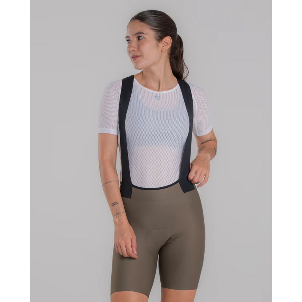 GW - Pantaloneta Blaze Con Cargaderas Latte