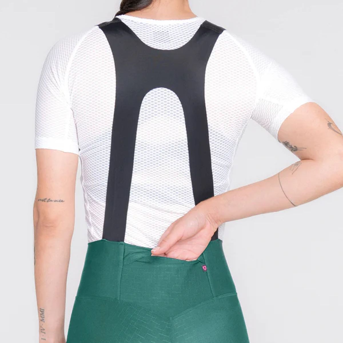 GW - Pantaloneta con cargaderas Weft Verde