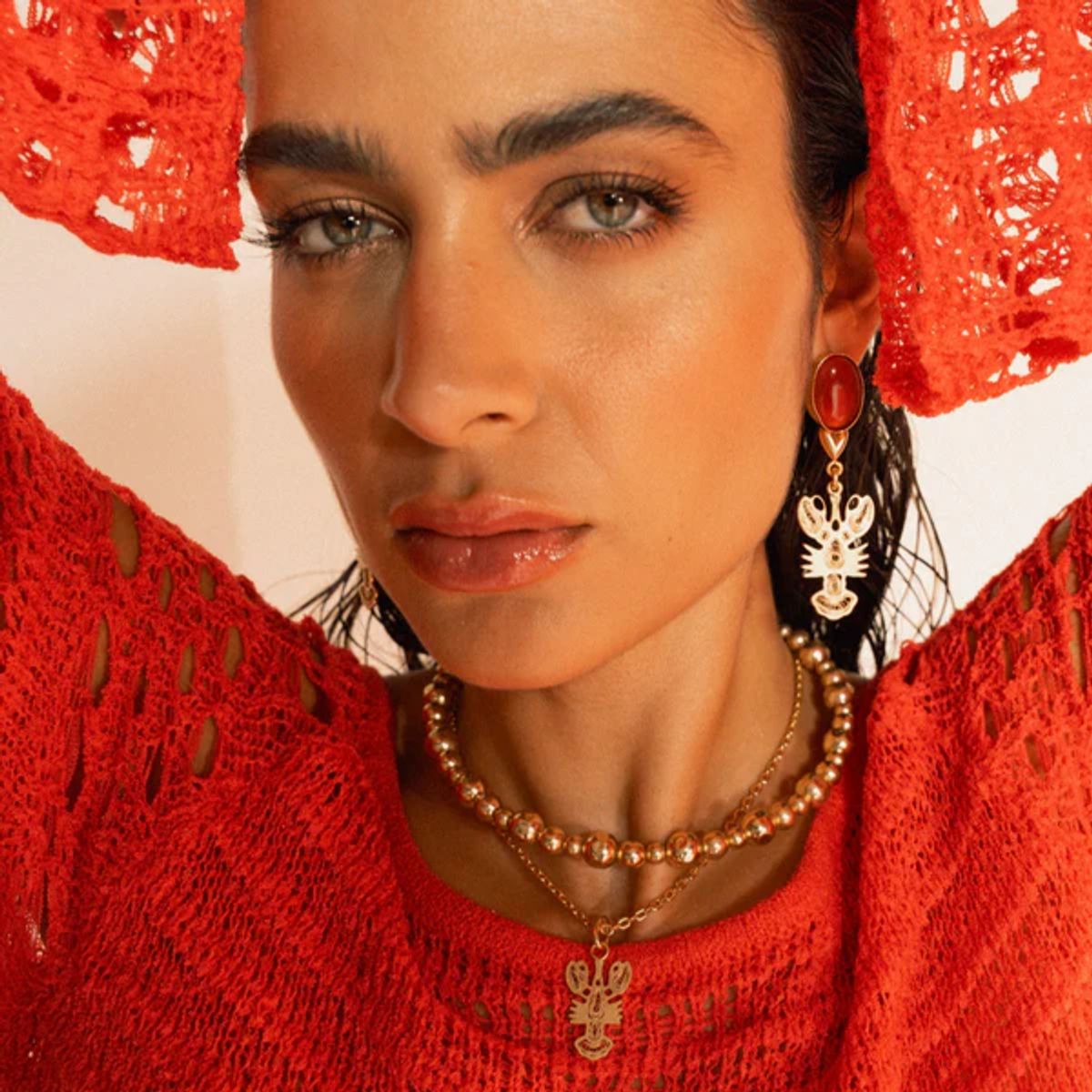VALENTTI - Aretes Carmesí Oro