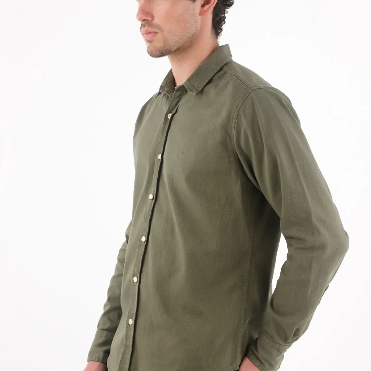 TENNIS - Camisa corte recto con botones contrastantes en algodón verde oliva para hombre