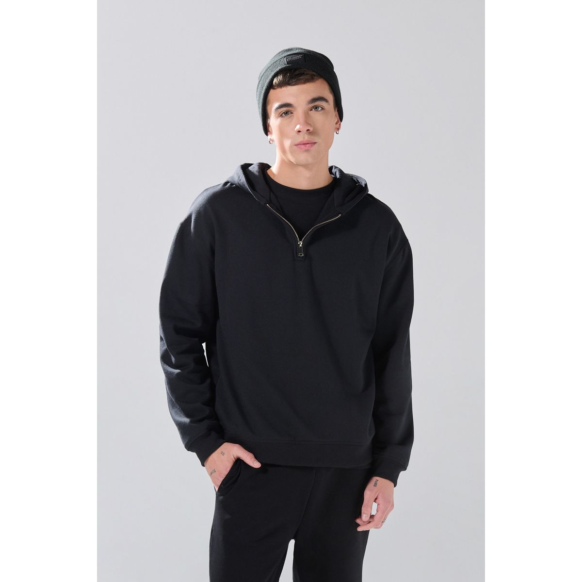 KOAJ - KOAJ Buzo unicolor oversize con cremallera en pechera y capo Hombre
