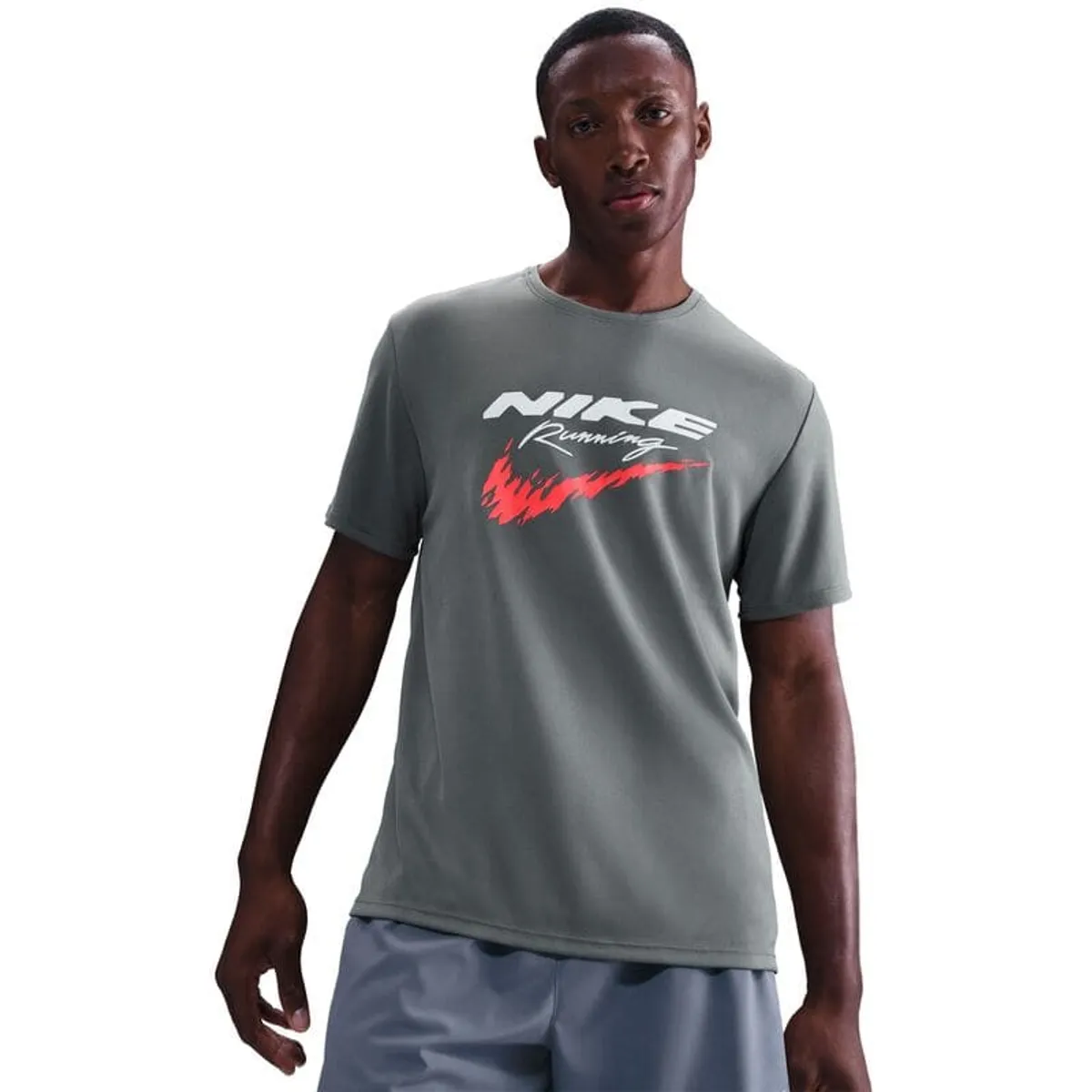 NIKE - Camiseta Hombre Nike Miler Negro