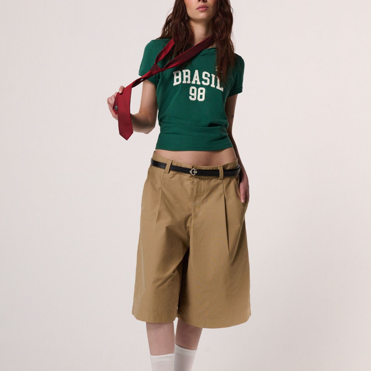 KOAJ - KOAJ Camiseta cuello polo verde oscura con estampado college Mujer