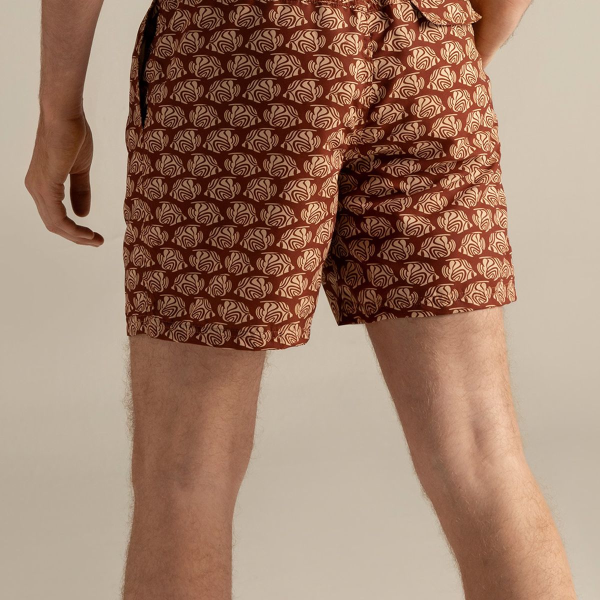 ILOT - Pantaloneta península media, con estampado de peces terracota Ref. MH33062