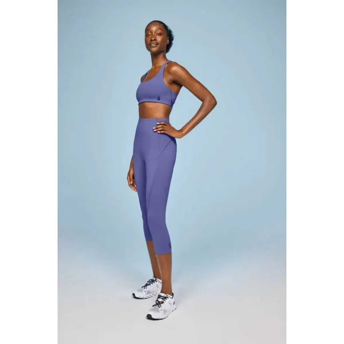 ON RUNNING - Top Bra On Movement Morado Mujer