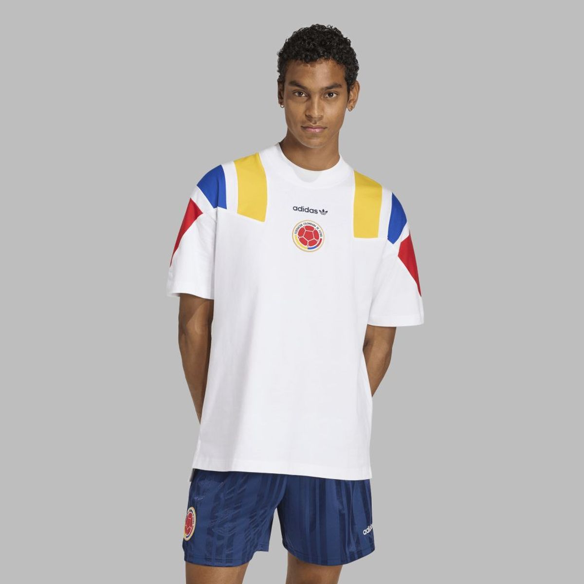 ADIDAS ORIGINALS - Camiseta adidas Originals Hombre Colombia Equipment - Blanco