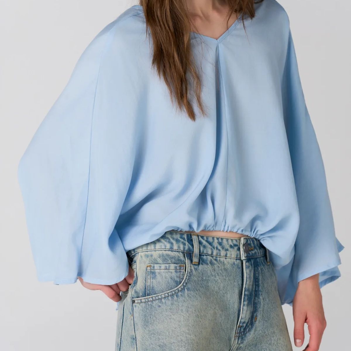 TOPMARK - Camisa fit amplio con mangas amplias tres cuartos en azul cielo para mujer