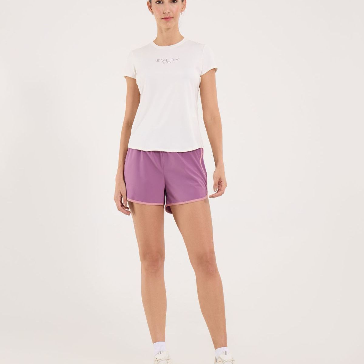 OSTU - Short  De Mujer Multiusos Plano Ostu Color Morado #40190372