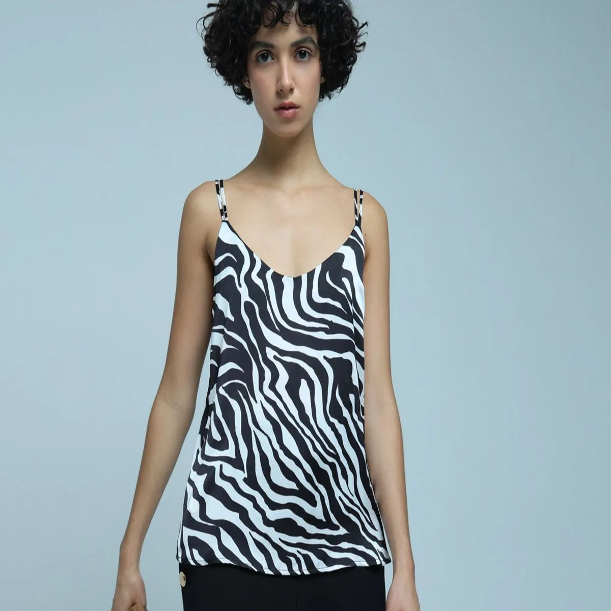 OSTU - Blusa para Mujer marca Ostu color Negro en Poliéster #4012