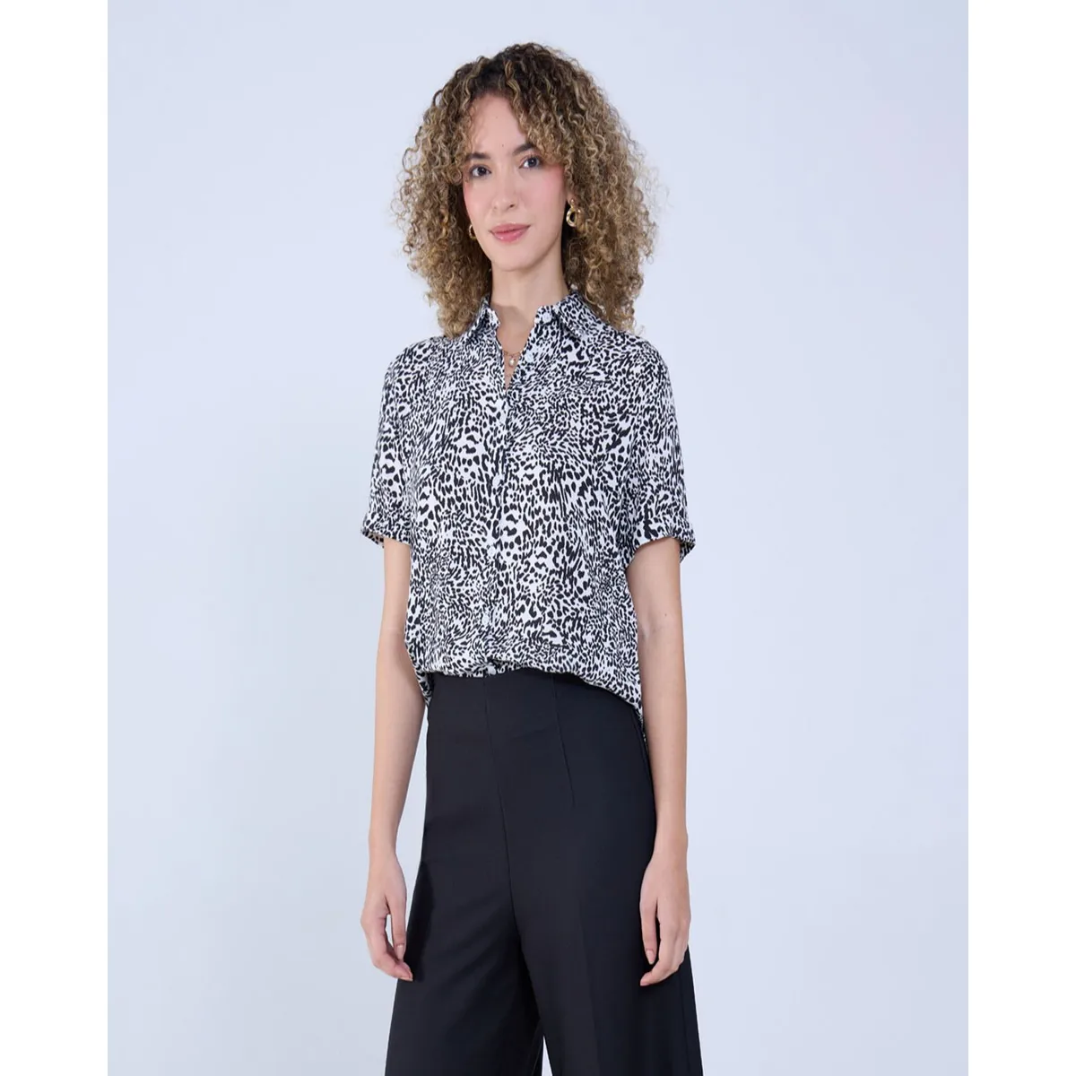 OSTU - Camisa Para Mujer M/C Marca Ostu En Color Negro #40010266