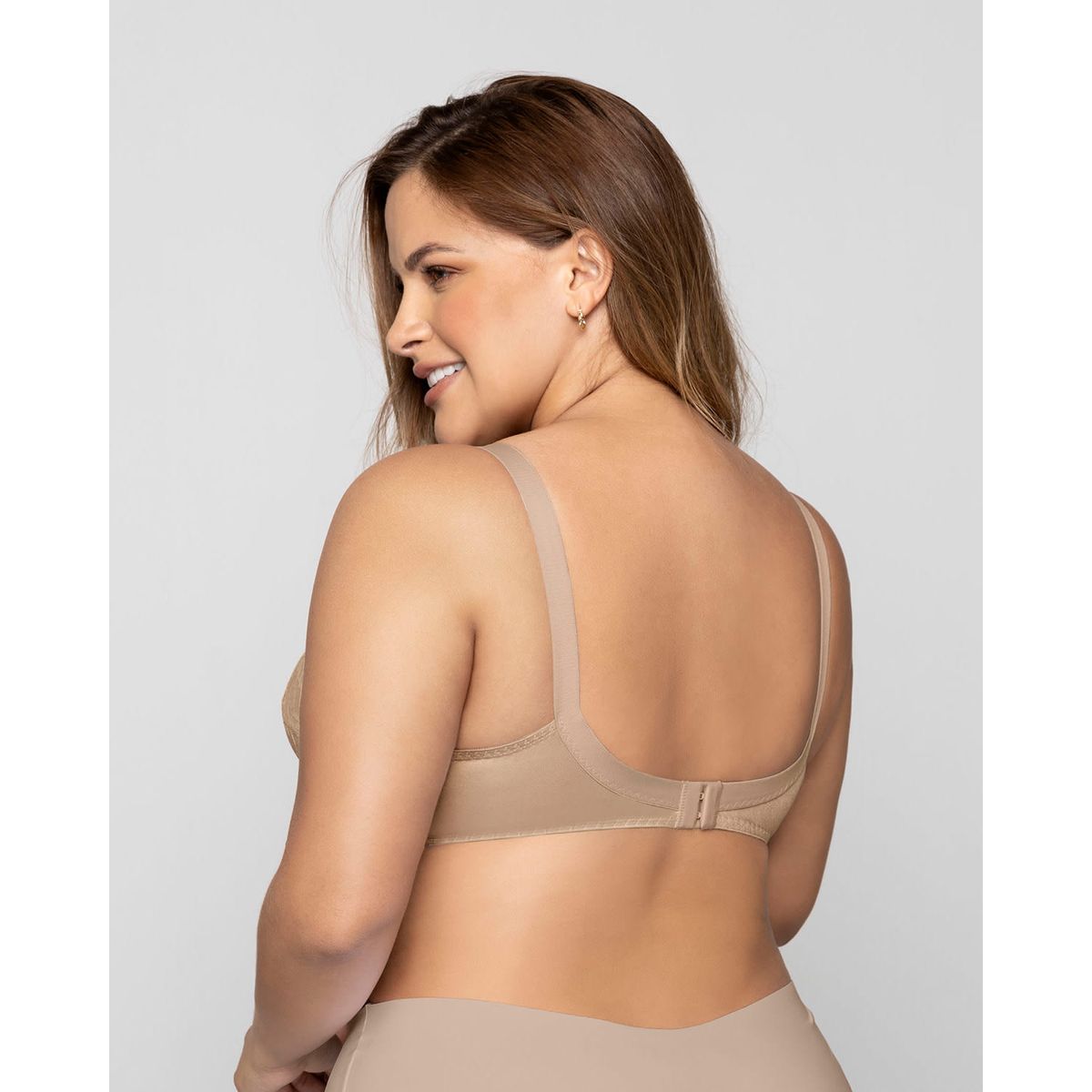 LEONISA - Brasier clásico sin arco con copas en encaje