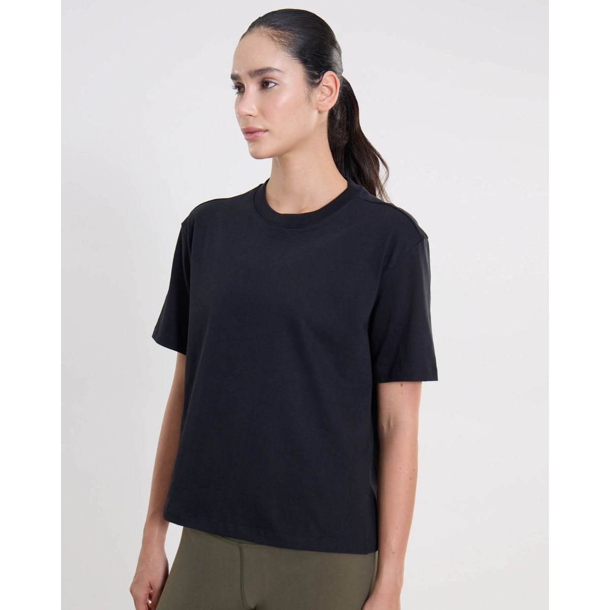 ATMOS - Camiseta Básica Manga Corta Amplia  Para Mujer Negro Atmos