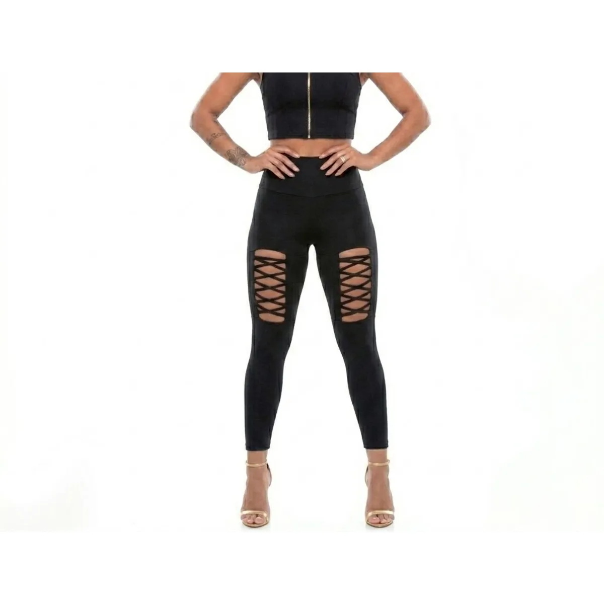VIA7 - ¡Estilo que Atrapa Leggings Negros con Cortes Entrelazados de Alta Moda