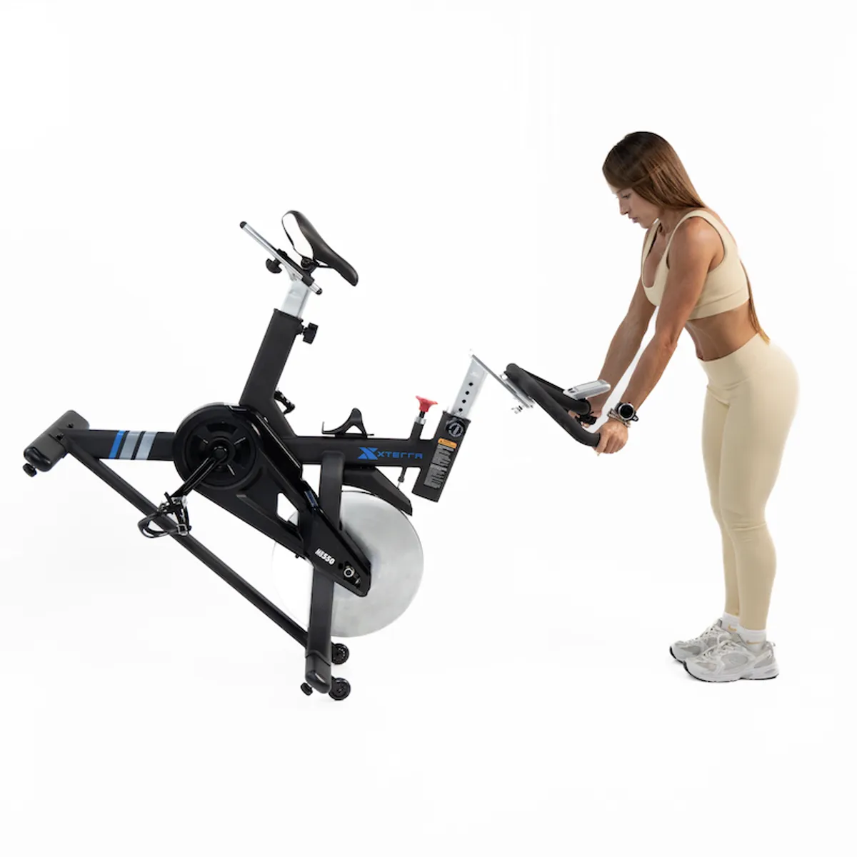 XTERRA FITNESS - Bicicleta de Spinning Xterra Fitness MB550 con Consola Inalámbrica y Volante de Inercia de 22 kg