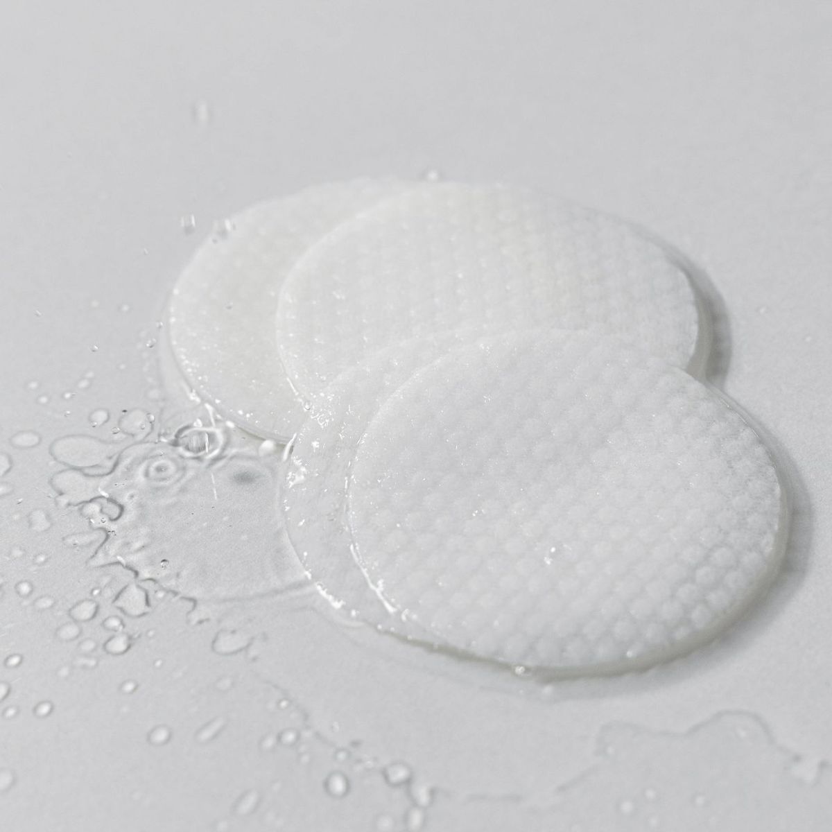 CELIMAX - BE ART CELIMAX  Ji Woo Gae Heartleaf BHA Peeling Pad
