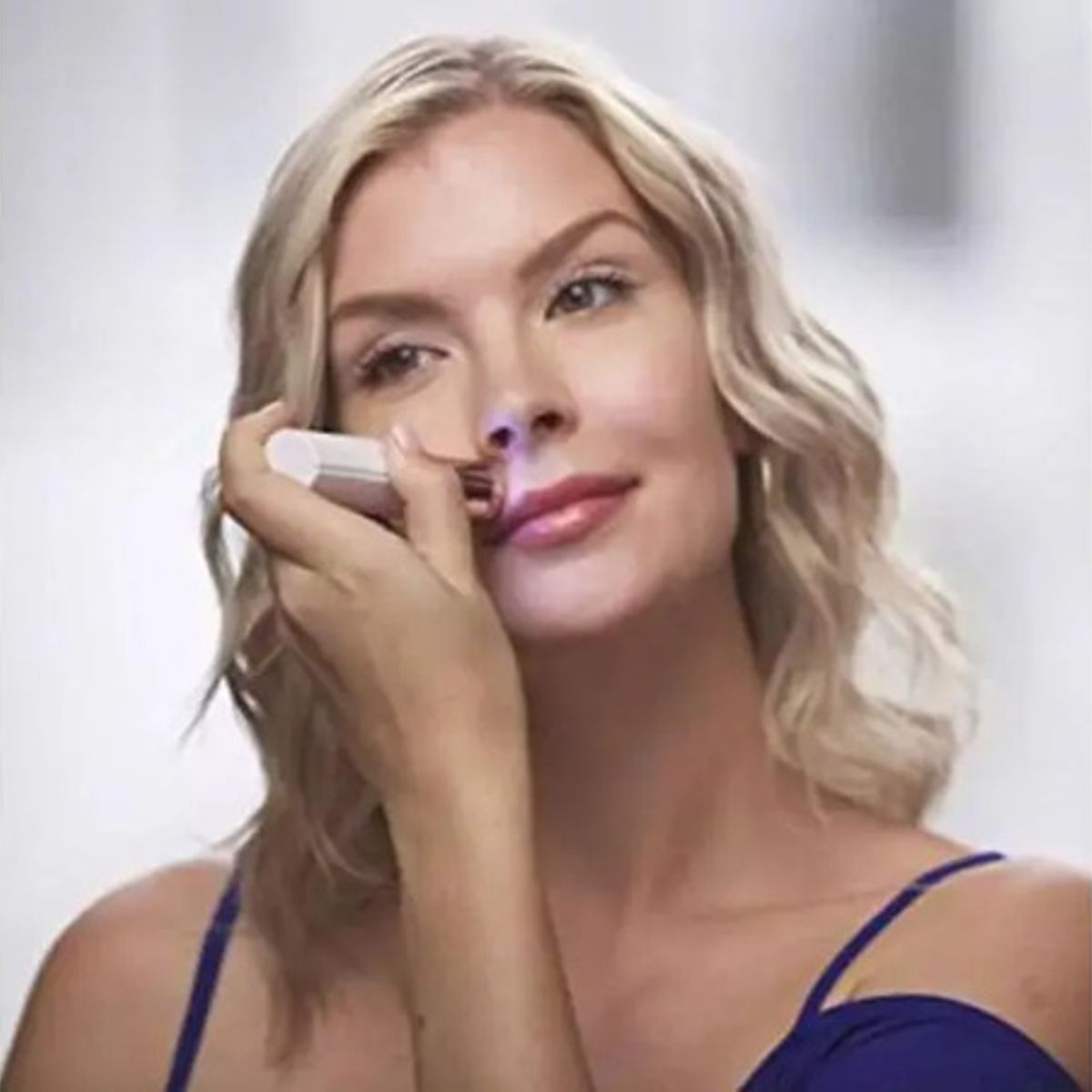 GENERICO - Lápiz Labial Depilador Facial Instantáneo E Indoloro Blanco