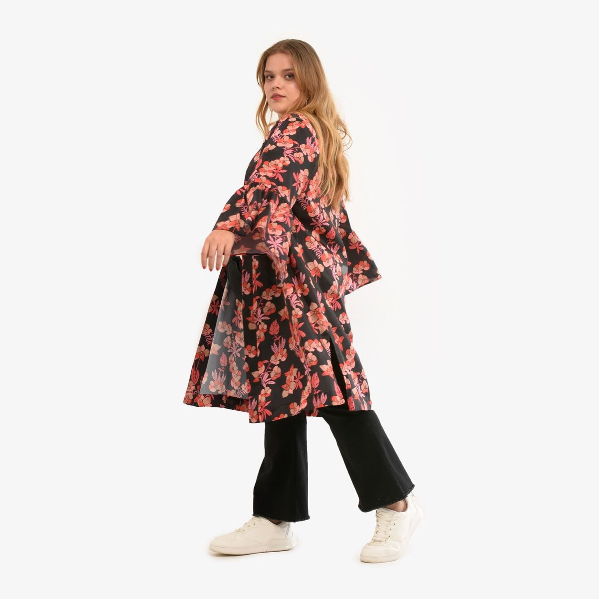 FALABELLA - Kimono Mujer Fat Pandora para Falabella