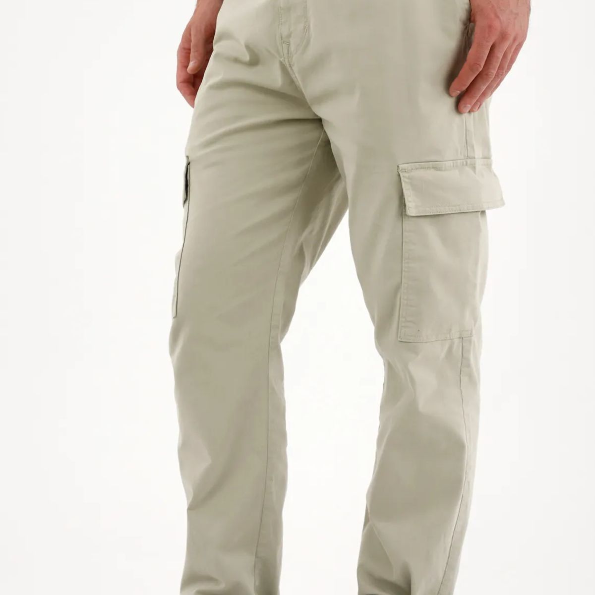TENNIS - Pantalón en dril con bolsillos tipo cargo verde para hombre