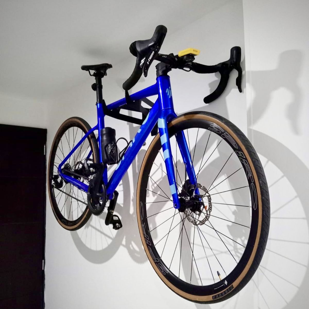 GENERAL - SOPORTE HORIZONTAL PARA BICICLETA