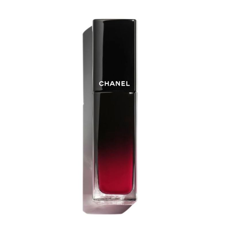 CHANEL - CHANEL ROUGE ALLURE LAQUE La barra de labios líquida brillante y de larga duración