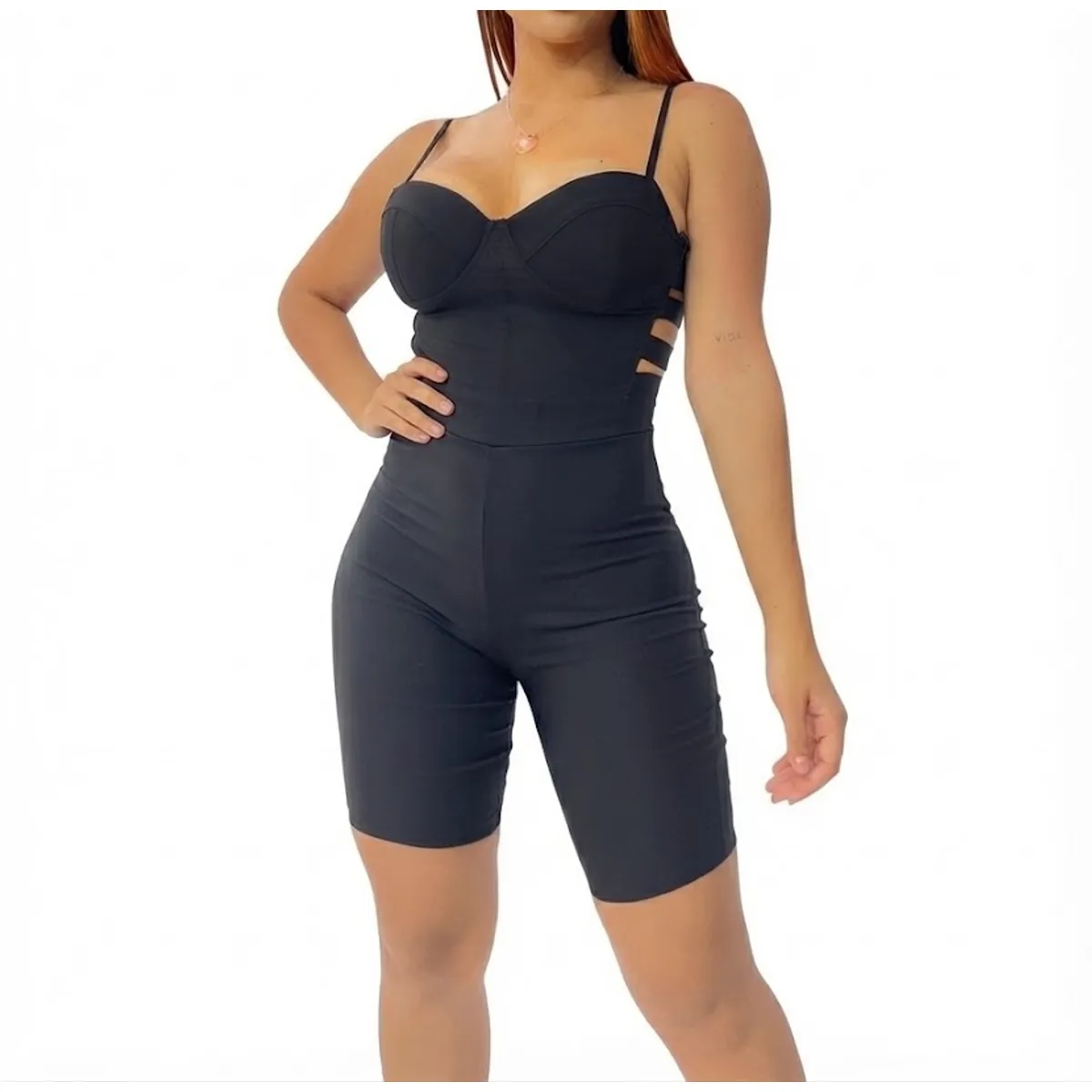 VIA7 - Enterizo ajustado Estilo Corset: Potencia tu Silueta con Seguridad y Estilo