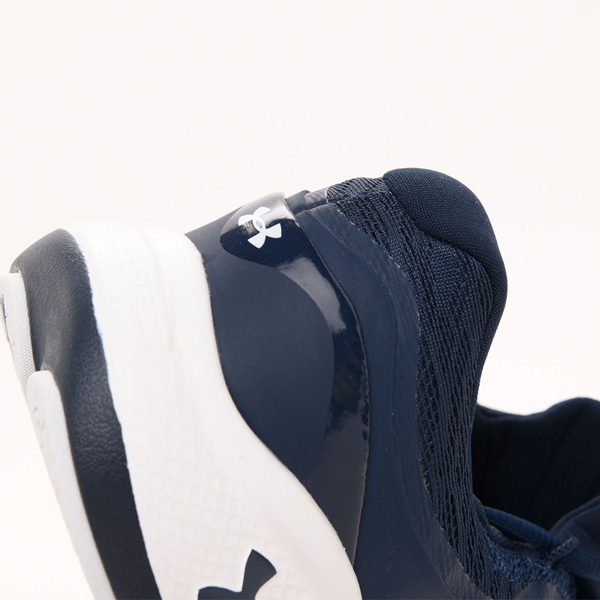 UNDER ARMOUR - Tenis Under Armour Hombre Running Charged Vantage