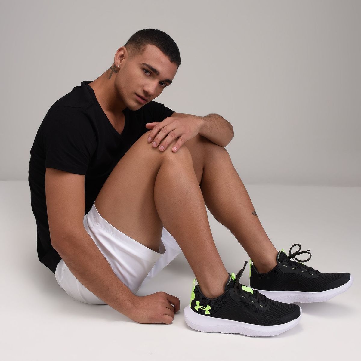 UNDER ARMOUR - Tenis Under Armour Hombre Moda Victory