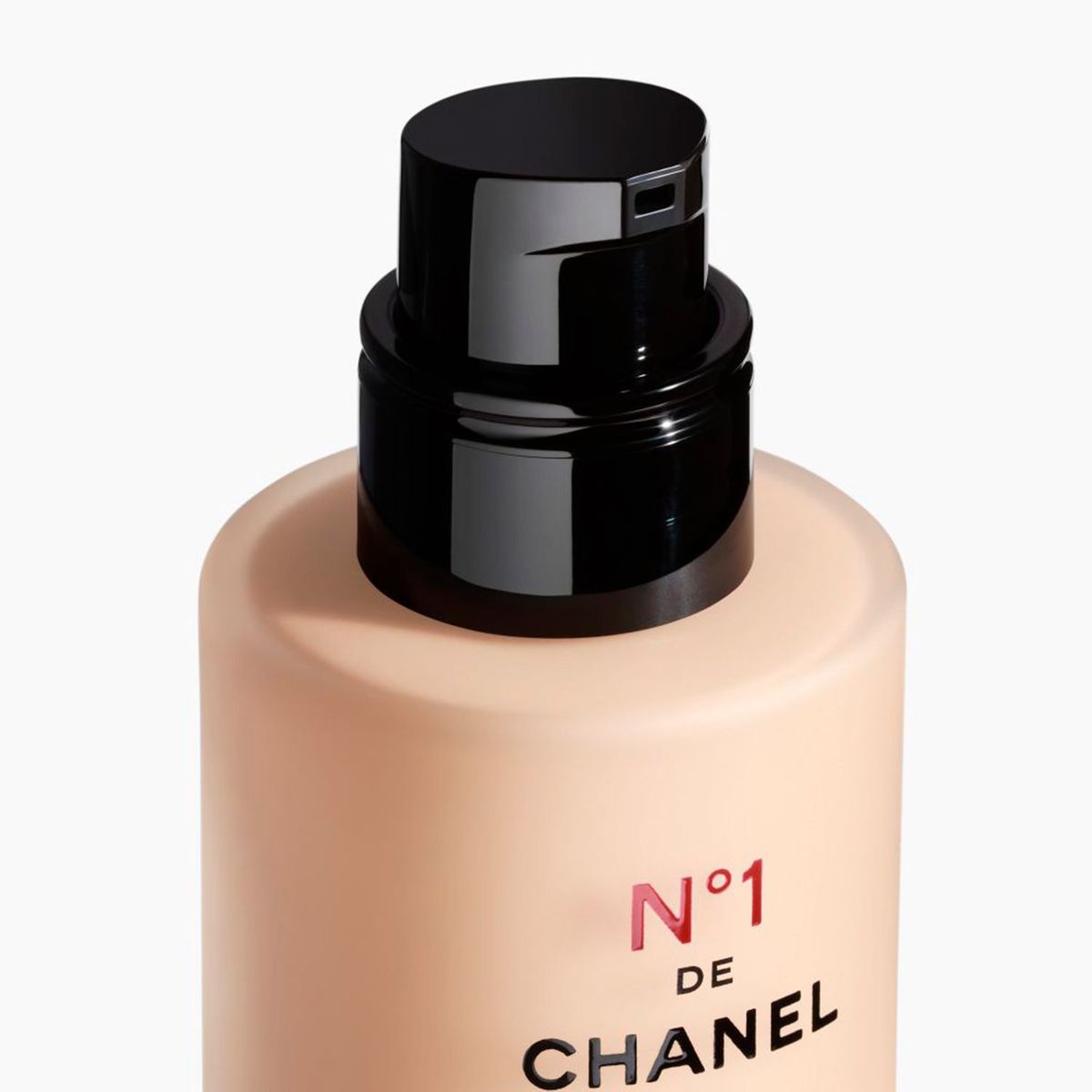 CHANEL - CHANEL N°1 DE CHANEL Base de Maquillaje Revitalizante Ilumina Hidrata y Protege