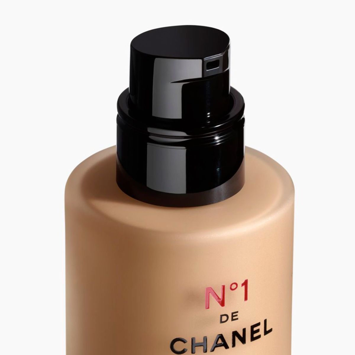 CHANEL - CHANEL N°1 DE CHANEL Base de Maquillaje Revitalizante Ilumina Hidrata y Protege
