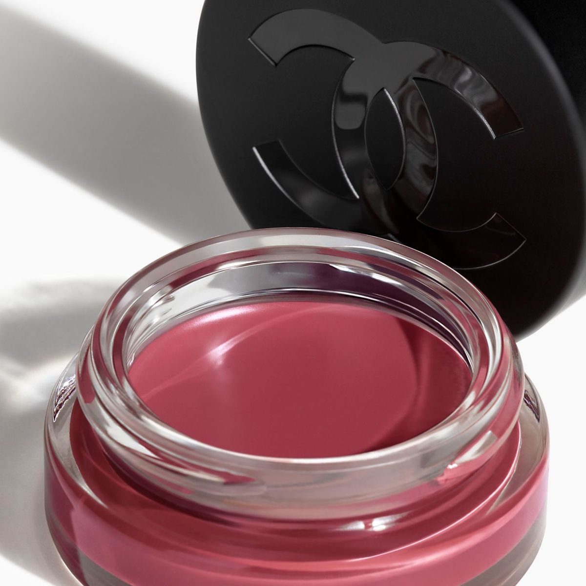 CHANEL - N° 1 DE CHANEL Red Camellia Revitalizing Lip And Cheek Balm