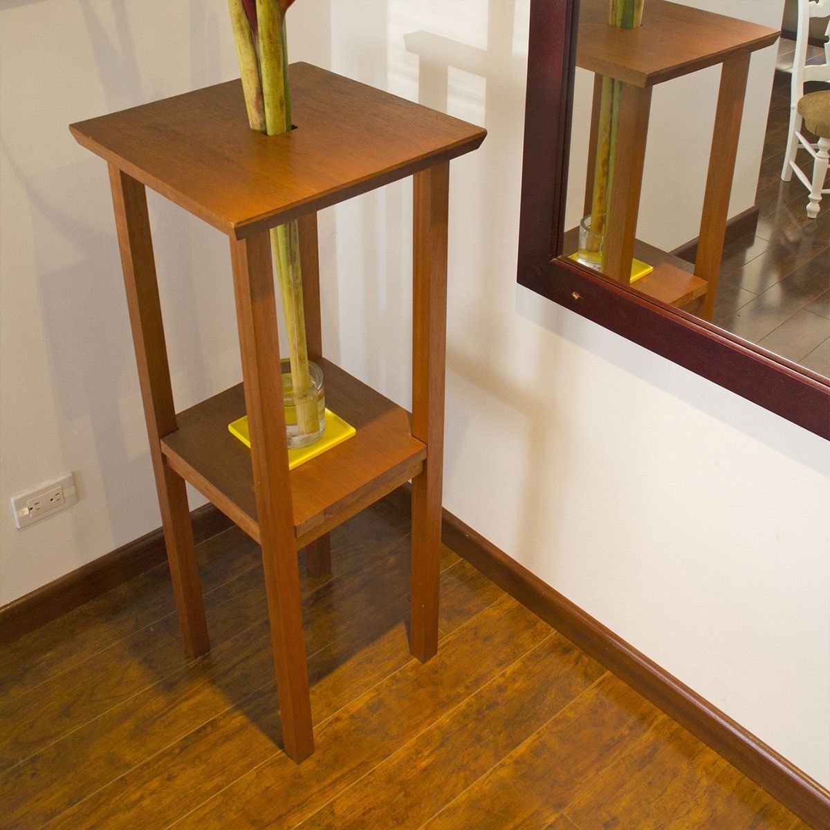 MUEBLES&CO - Mesa auxiliar Flor Madera