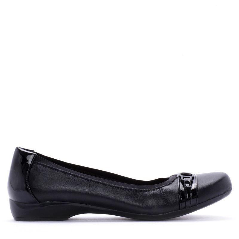 CLARKS - Baletas Kinzie