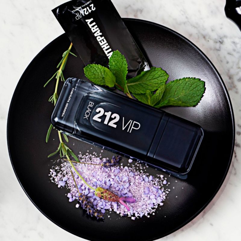 200 Ml Carolina Herrera 212 Vip Black Hombre Precio Perfume Para