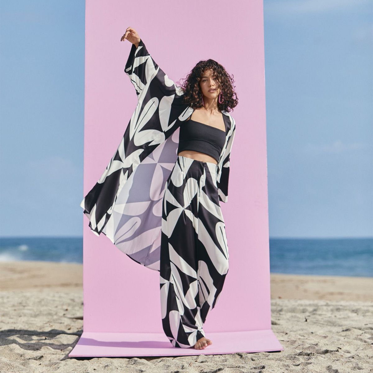  - Kimono Mujer TOY x Falabella