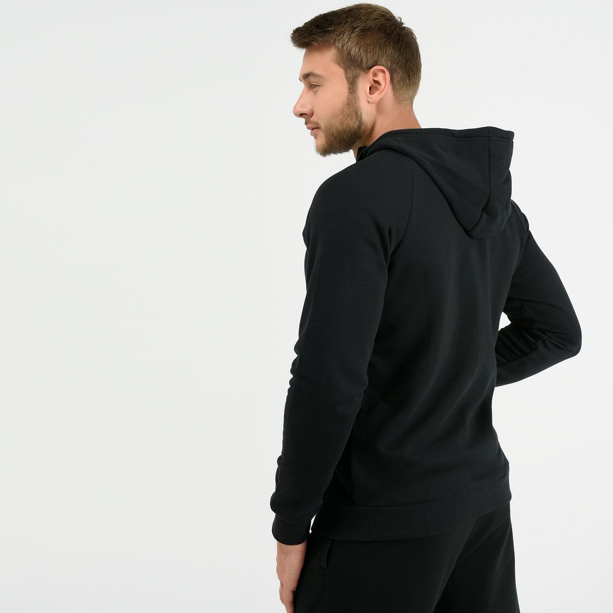 UNDER ARMOUR - Saco Under Armour Hombre