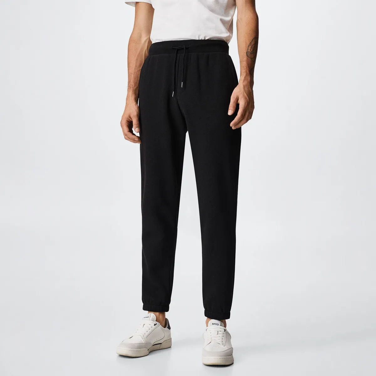 MANGO - Pantalón para Hombre Jogger MANGO